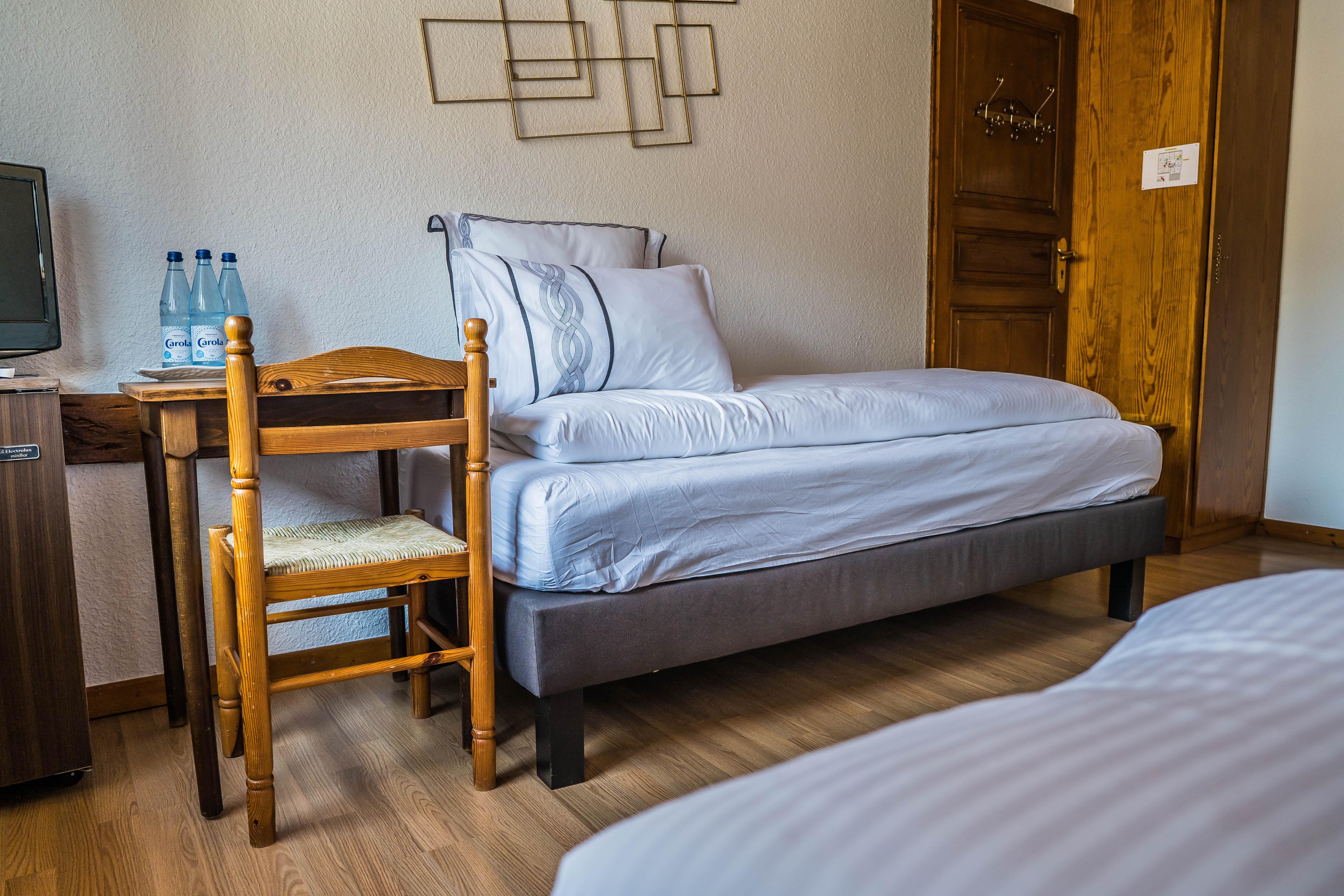 לפוטרואה Hotel Au Vieux Moulin מראה חיצוני תמונה